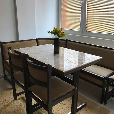 Friendly 2 In Centar Of Apartman *